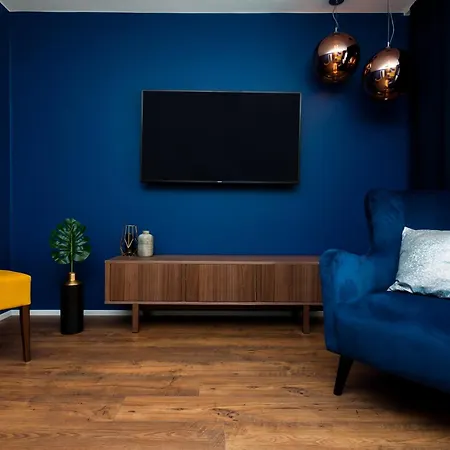 Charming With Balcony, Jewish District