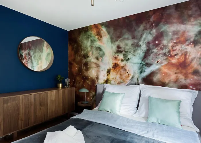 Charming With Balcony, Jewish District 公寓